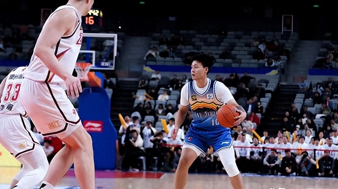 半岛体育人登录入口-甘肃男篮连胜迎战广西队，欲冲击前四